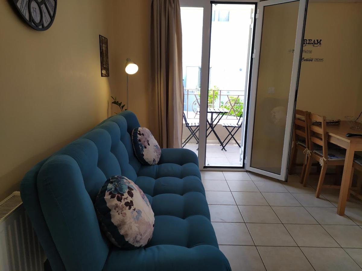 Elena's 2 Apartment